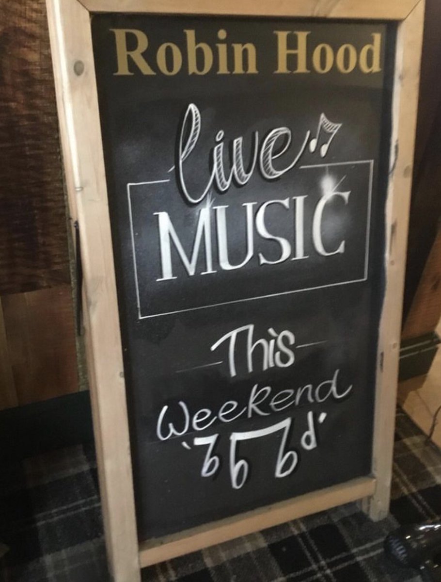 ChalkboardsArt's tweet photo. #robinhood #Fox  #pubquiz #quizchalkboard #chalkboardartist #artist  (c) https://t.co/Gw1BirCIPF