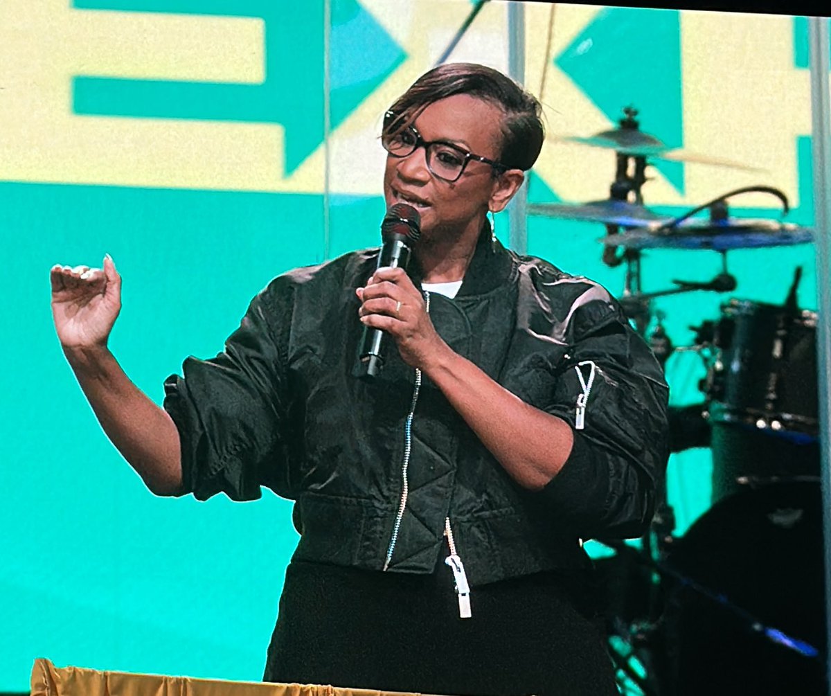 SisterReRe36's tweet photo. Sharing a phenomenal word that our emotional health matters.  We have a garden of Eden inside of us. #FBCGLive Health Wellness Expo 2023 https://t.co/snmbhPrINC
