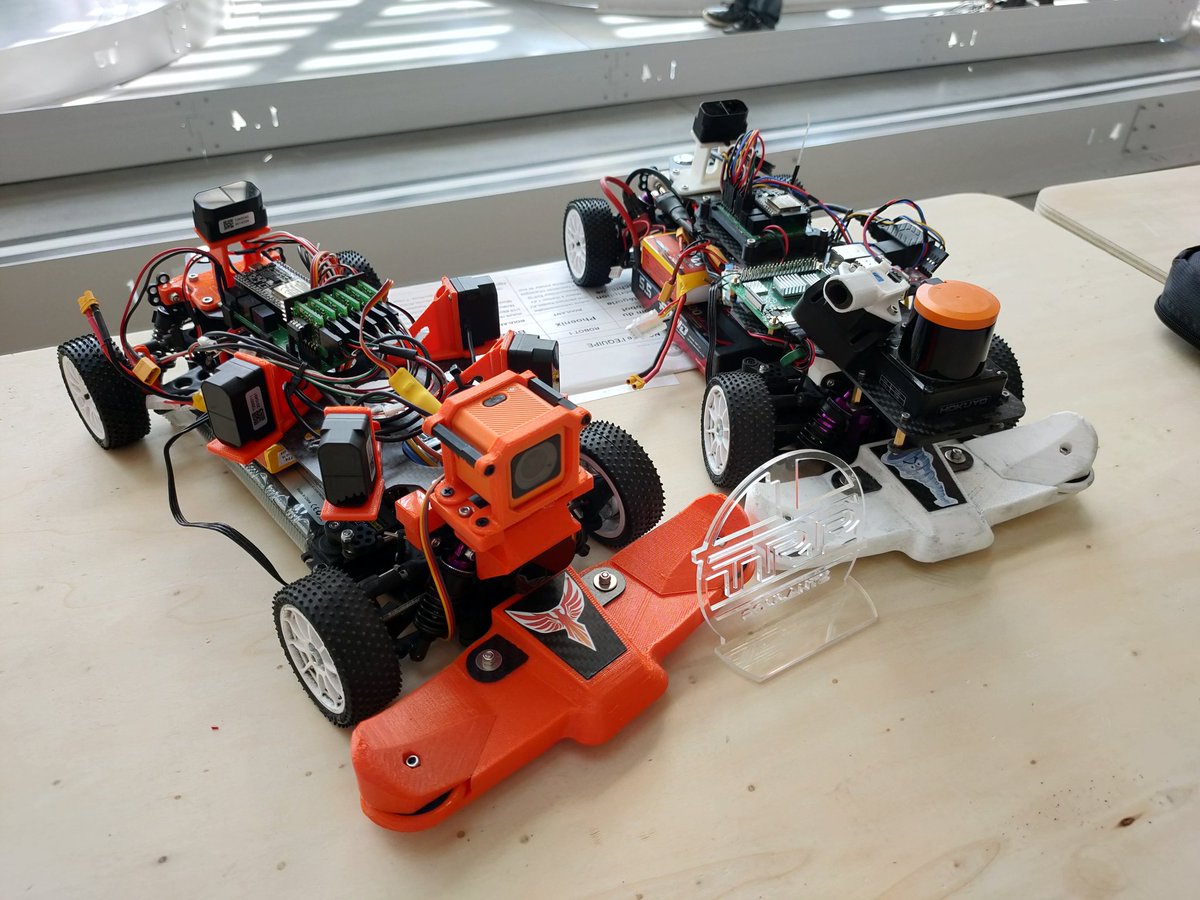 Win carré 92 <a href="/TlseRobotRace/">Toulouse Robot Race</a> !