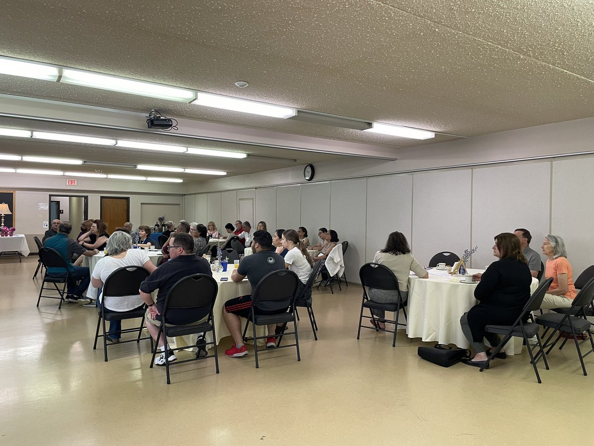 HolyFamilyWh's tweet photo. Ministry Leadership Conference @ Holy Family Parish Whitby: 35 Ministry leaders coming together for our parish renewal. https://t.co/sdiDqvhrLI