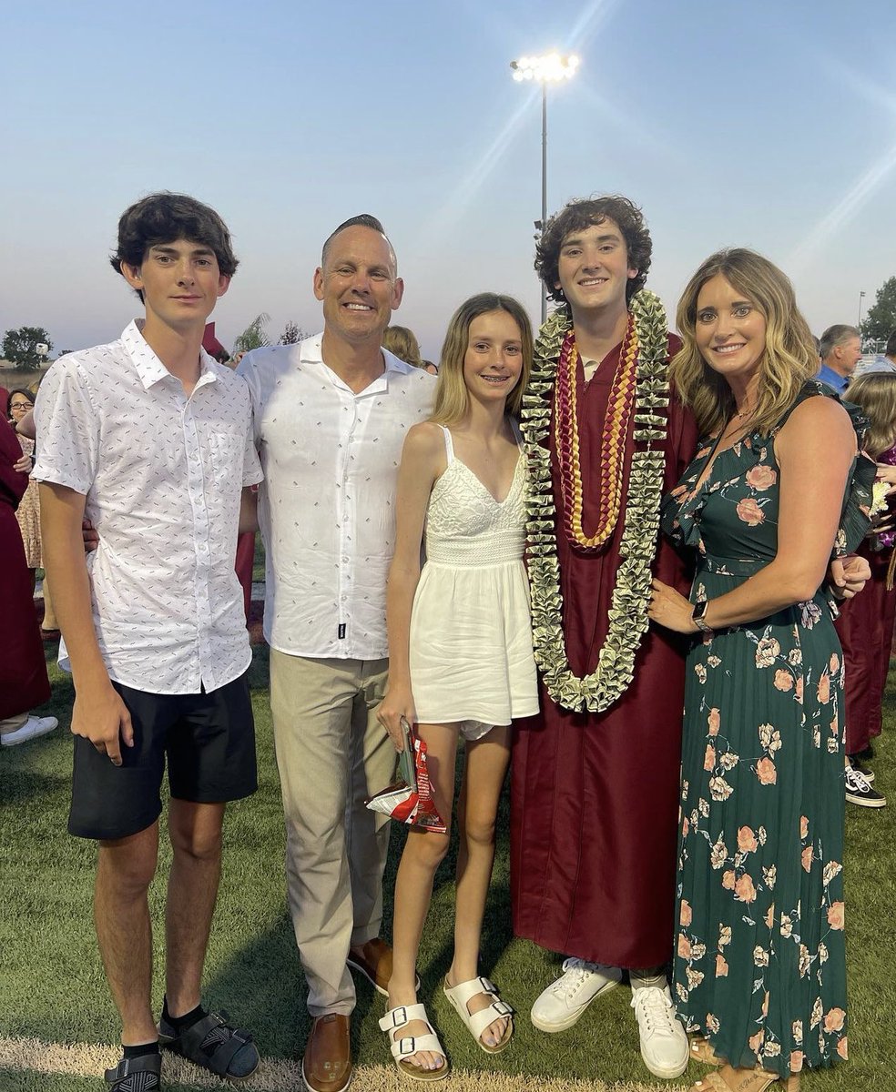 Keith Wade tweet media