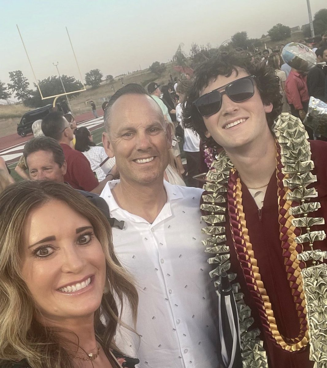 Keith Wade tweet media