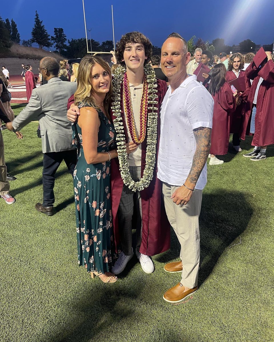 Keith Wade tweet media