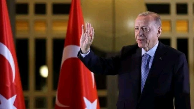 MohMuste's tweet photo. "Halife", iktidarda olan ve olmayan Oromo milliyetçileri tarafından yerinden edilen ve zulme uğrayan Etiyopyalı Müslümanlar hakkında ne diyor?
.
Verimli bir görev süreniz olsun! @RTErdogan @turkiyeetiyopya https://t.co/gB817mnrtN