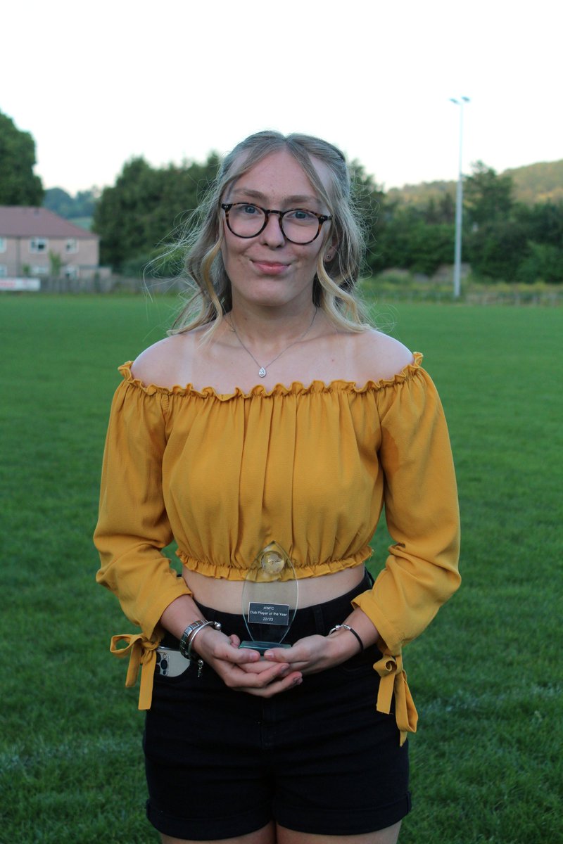 U16 Club Player of 2022/23 Emily Green - congratulations on a fabulous season 💙 @AberWFC_juniors @AberChronicle @AberVoice