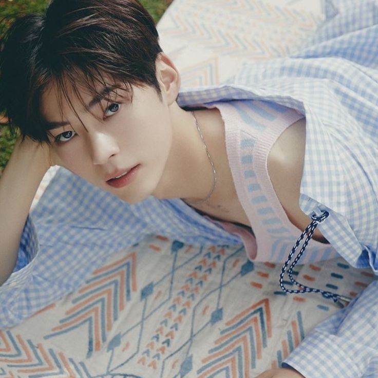 woongcky_'s tweet photo. SHanbin's Bday Give Away

2 winners
300php Gcash/Maya

- MBF
- Like &amp; RT
- Tag your moots
- will pick via Twitter Picker

Ends: June 30 https://t.co/KHARkeTqeD