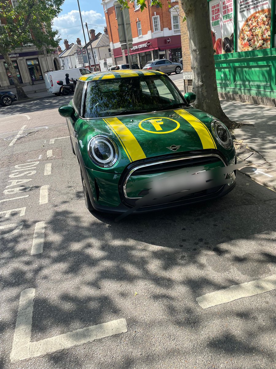 Leila Ben-Hassel 🇺🇦🌹 tweet media