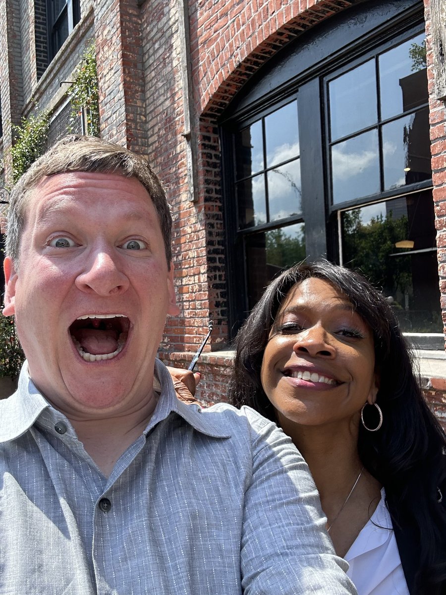 colleencoll's tweet photo. I’ve added a bit-o-snark to my life. Excited about this new adventure as Account Executive @DuckbillGroup! https://t.co/dIn11hYsb1 #WomenInTech #mouthwideopen @LastWeekinAWS https://t.co/yM0sPUD7li
