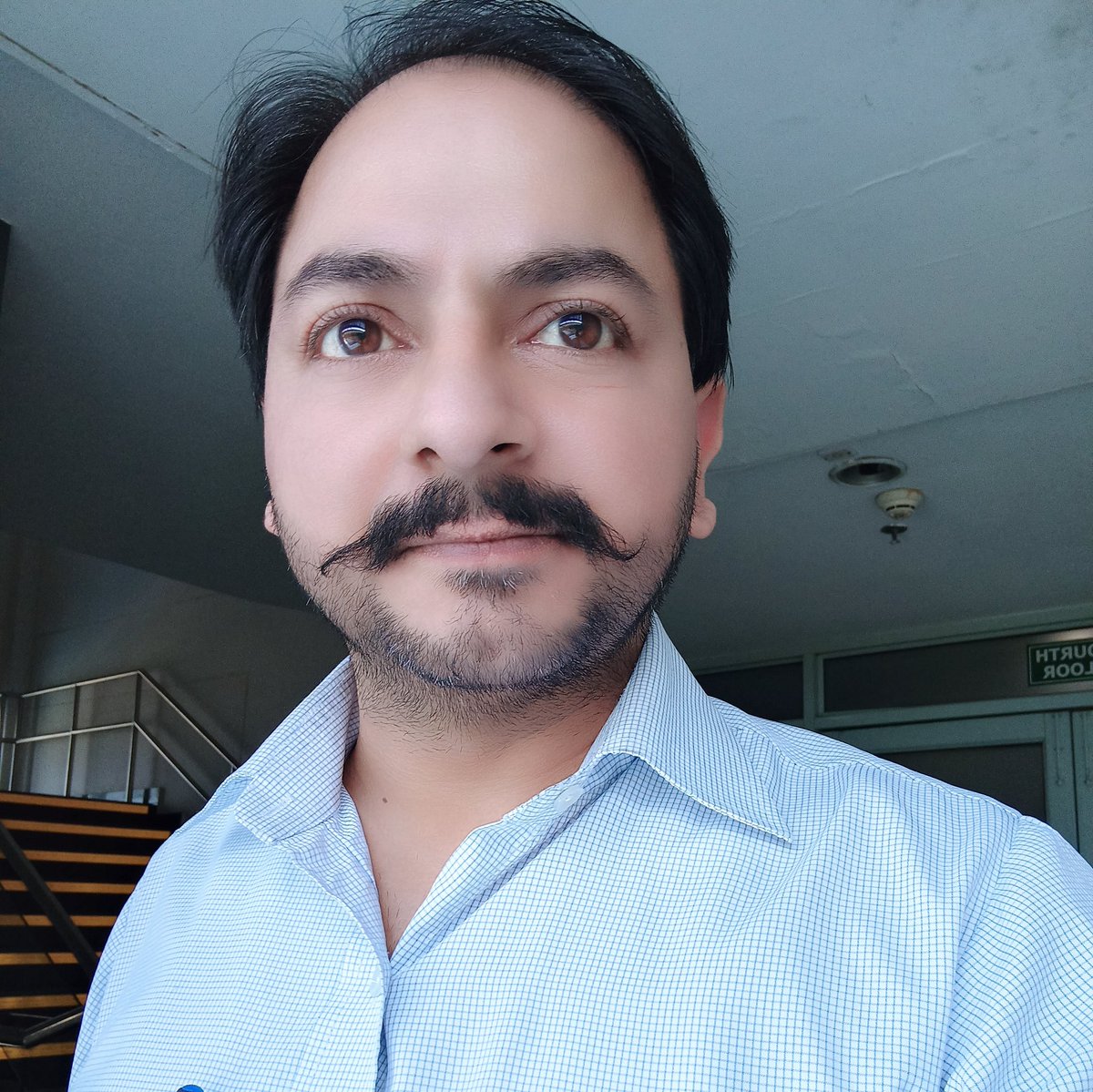 Simranjit3100's tweet photo. #NewProfilePic https://t.co/3amkQmdzAl