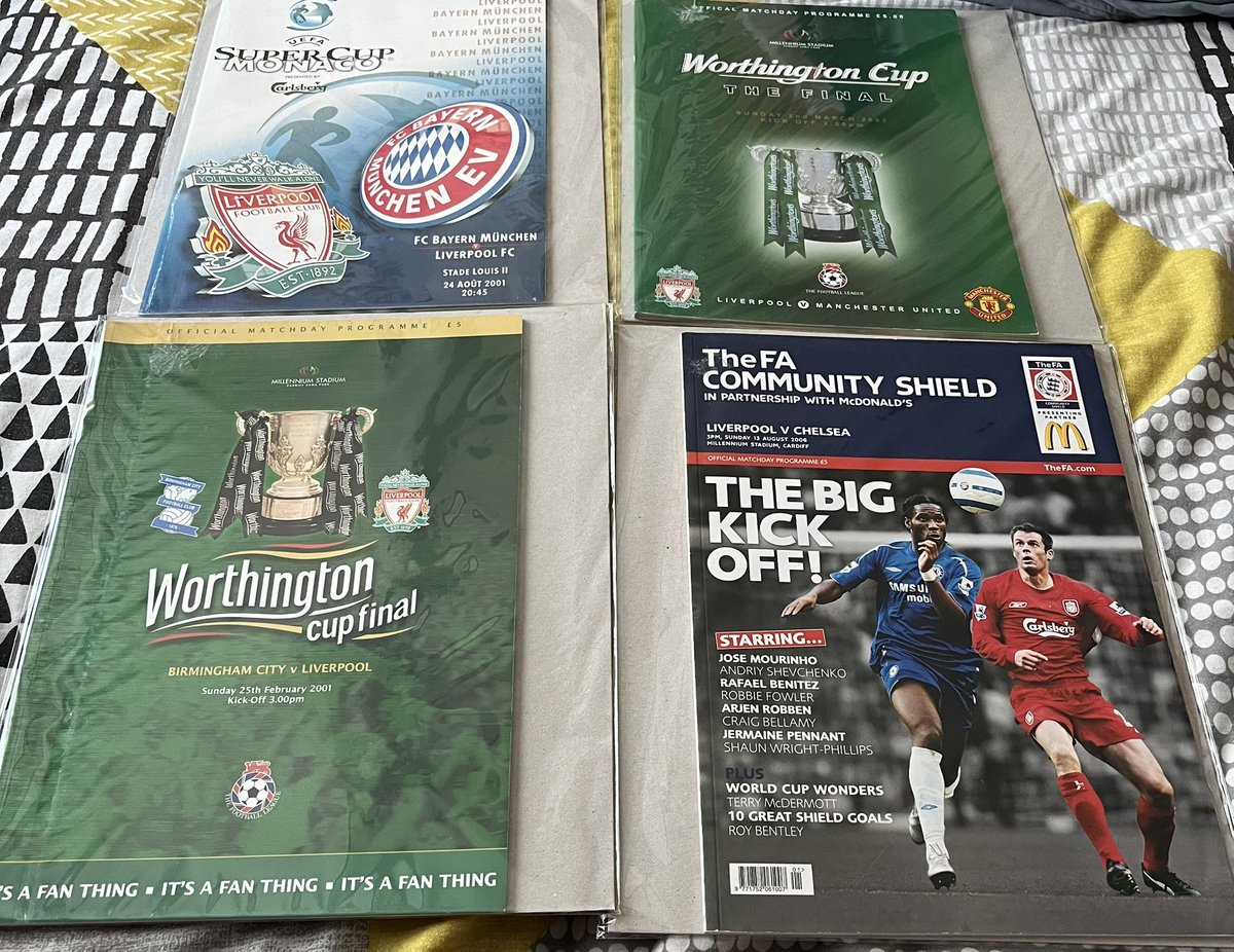 If you are ever in the Bournemouth area and you are a footie fan pay a visit to <a href="/InOffTheFarPost/">Paul Orchard</a>  brilliant shop! Full of plenty of football paradise !