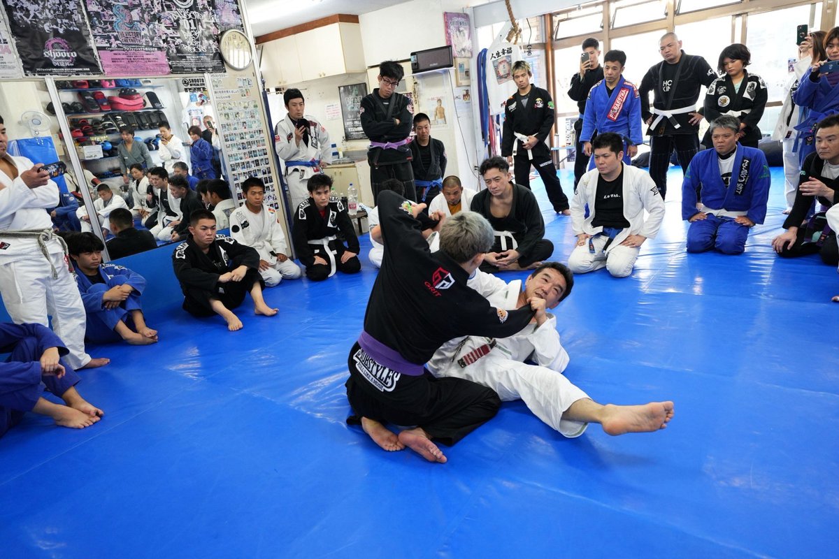 ryota_matsune's tweet photo. Yuki Nakai's Okinawa Seminar June 3, 2023 A precious day. great day.

#中井祐樹
#パラエストラ 
#paraestra
#Theパラエストラ沖縄 https://t.co/cu9MiI3ZEk