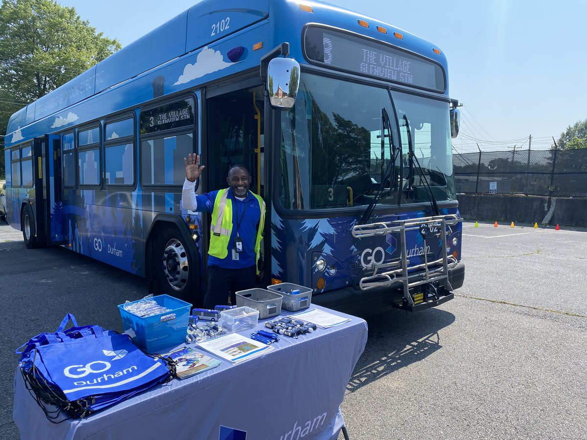 GoDurhamTransit's tweet photo. Putting a bike on a bus is as easy as 1, 2, 3! Thanks @bikedurham for allowing us to teach your biking class on how to put a bike on our buses’ bike rack! If you’re looking into learning how to ride a bike, be sure to visit https://t.co/67i9RzwCxl
#transit #godurham #biking https://t.co/lai132x4QW