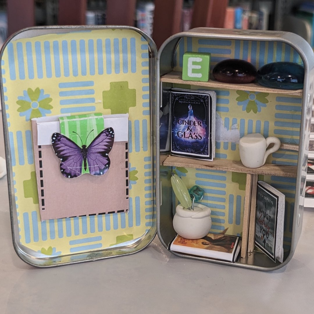 SchlowLibrary's tweet photo. TODAY’s featured #TeenCraft: Tiny libraries! https://t.co/15llvcQSyt