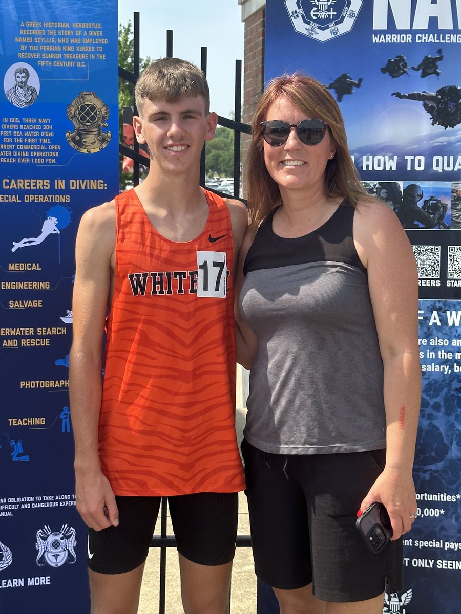 WhiteoakSports's tweet photo. What a run from Sophomore Landen Eyre in the 1600 Meter Final today at the State Meet! He ran a PR time of 4:21.75 and finished 9th in the State. Great job Landen! https://t.co/QbTuzgdy4R