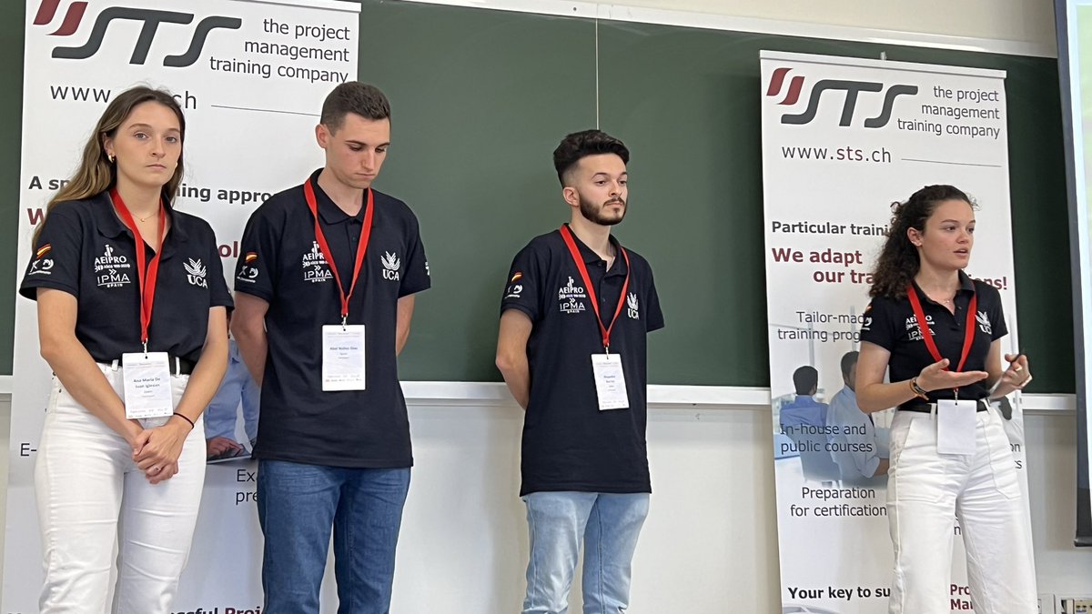 AEIPRO's tweet photo. El equipo español de la Universidad de Cádiz realiza su presentación de proyecto durante la fase final del #ipmc2023.
Participan 12 países. Ya solo queda la deliberación del jurado. https://t.co/EjMBtAq2Iv
