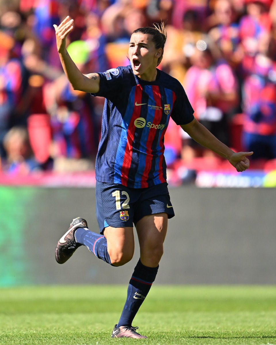 Incredible 😱

2 goals in 2 minutes for <a href="/Patri8Guijarro/">Patri Guijarro</a> to bring Barça level in Eindhoven! 

#UWCLfinal // <a href="/FCBfemeni/">FC Barcelona Femení</a>