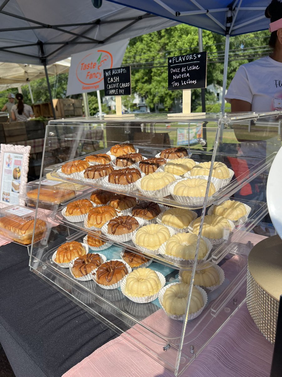FlanCakeQueen's tweet photo. Good morning! ☀️ We’re at #Derwood for the first time with our delicious flancakes. 😍🍮Stop by before 1pm! Limited flavors and quantities. 

Flavor list today: Dulce de Leche, Nutella, Tres Leches, and Chocoflan 👀🍮

#rockville #saturdaymorning #shoplocal #saturday #flan https://t.co/953dptdAgE