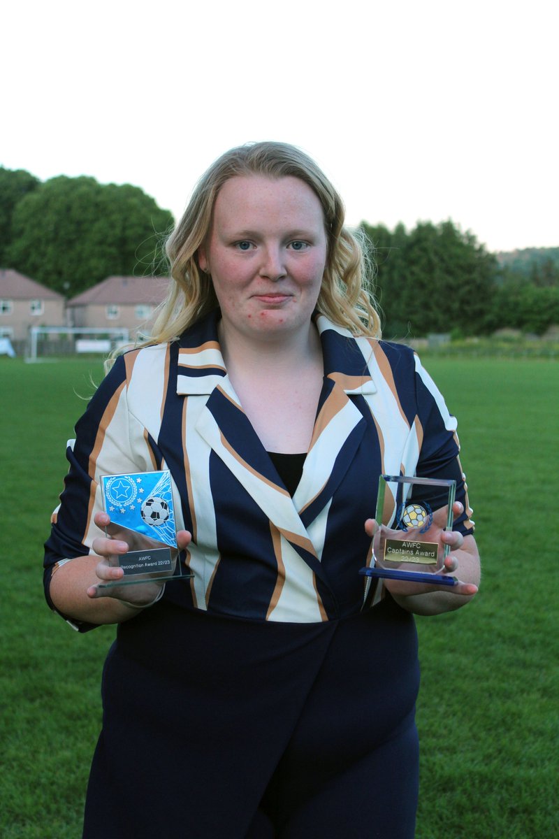 Chloe Leonard - congratulations on a fabulous season with the Pennies 💙 U19 Captain's award and AWFC Recognition award for your commitment to the 1st team @AberWFC_juniors @AberChronicle @AberVoice
