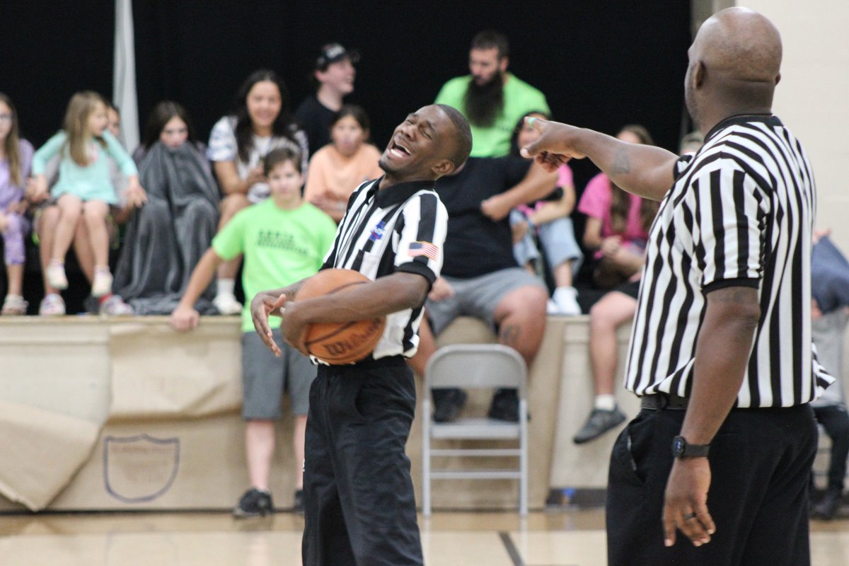 NAMB_SBC's tweet photo. In a close game with the deacons, the young adults scored the winning points of the FBC Barnesville, GA, 2023 #AnnieArmstrong Invitational. 🏀 

But the real winners of this basketball tournament were our missionaries because the event raised $2,000 for the Annie Offering! 🙌 https://t.co/uIRuiWTPm9