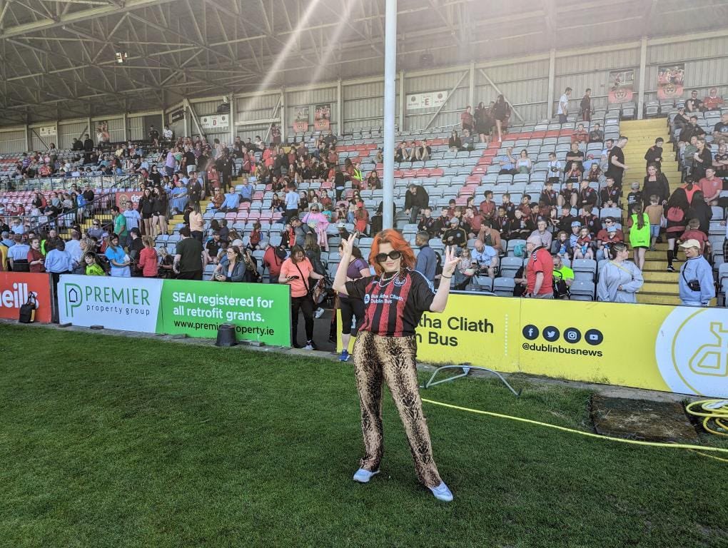 bfcdublin's tweet photo. ✌️Among the record crowd for an SSE Airtricity Women’s Premier Division game today was @cmatbaby - she was on hand to help with our youth section end-of-season awards too.

❤️🖤 We hope everyone in attendance enjoyed the game - see you again next Saturday when we face Cork City! https://t.co/NNuDhkaPPK