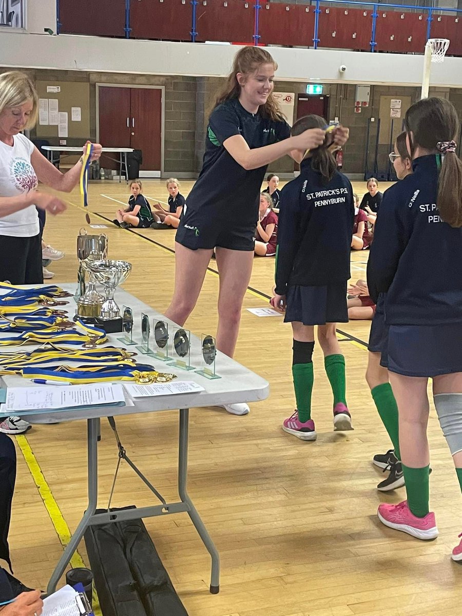 StPatricksDerry's tweet photo. What an amazing day! We just missed out on the semi finals. The girls played brilliantly and had a great day. They have made memories that they won’t forget. Thank you to Miss Smith, Mrs C Doherty, Mrs Crumley, Mrs R Doherty, Mrs McConnell and our parents who came to support us. https://t.co/ZUBQT8avFC