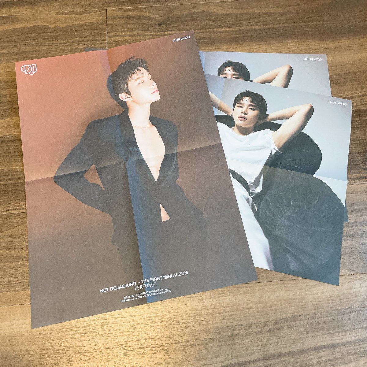 2900ml's tweet photo. 【交換】nct dojaejung perfume ポスター

譲：画像 ドヨン ジョンウ

求：ジェヒョン

郵送希望です
気軽にお声掛けください🌼 https://t.co/KmwT6DJTlp
