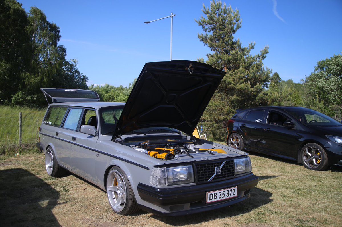 DarraghMcKenna's tweet photo. This is a Volvo Stan account https://t.co/f0dKhYR8SO