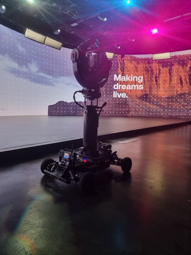 Motion Impossible tweet media