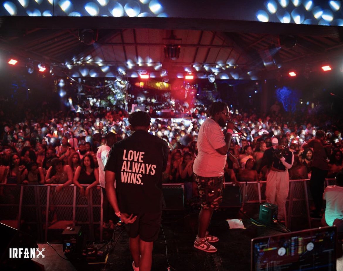 W1zzy___'s tweet photo. Thank you MALTA 🇲🇹 @DLTBrunch @MixtapeMadness was a complete madness 🔥🔥#LAW https://t.co/XBnKGtSTAR