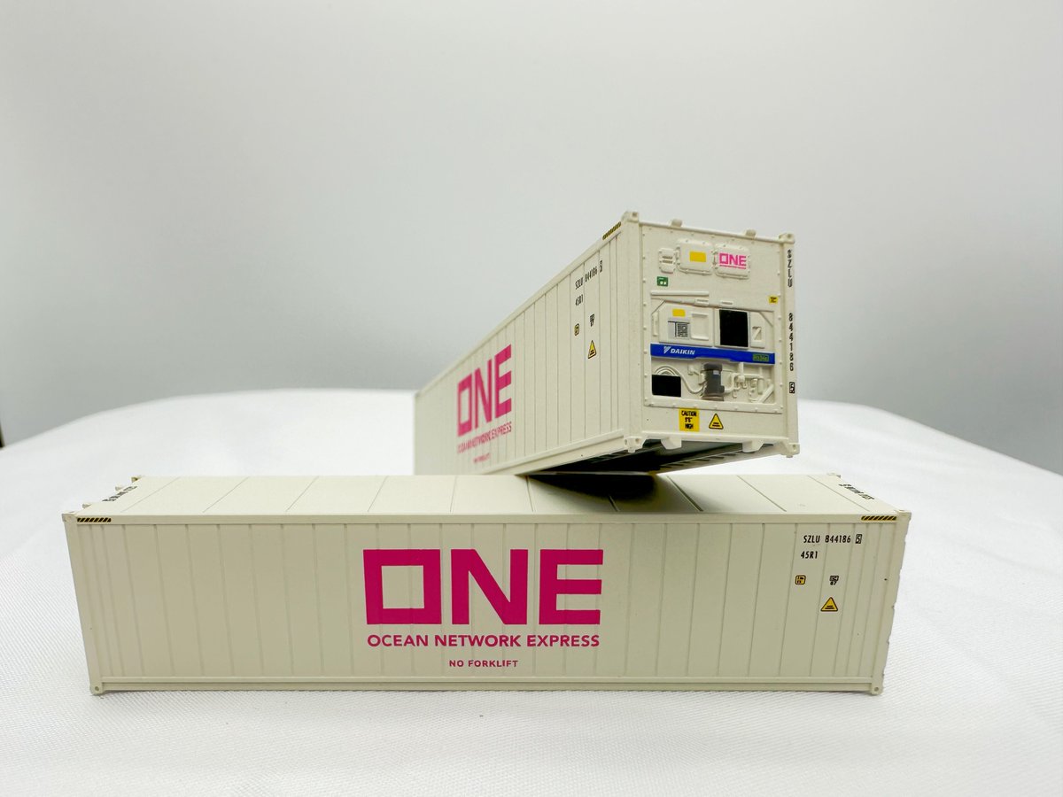 HunterZhaoXY's tweet photo. Kunter N-scale Reefer Container Precision Model
冷藏集装箱
#新製品発表
#Nゲージ
#鉄道模型
#Kunter https://t.co/nEaxpLDZp2