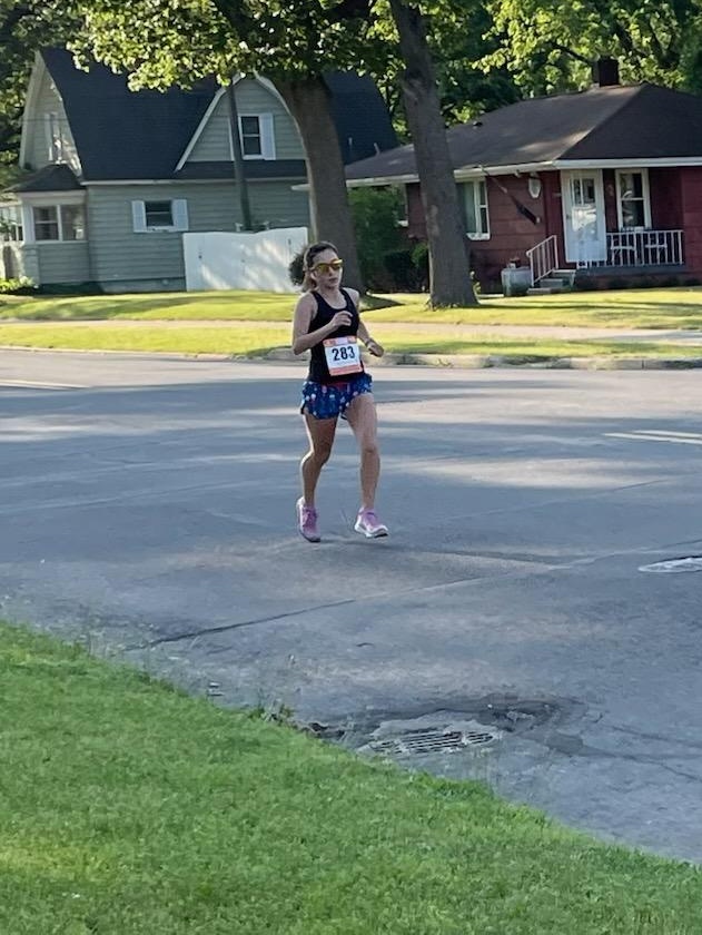 RileyDistance tweet media