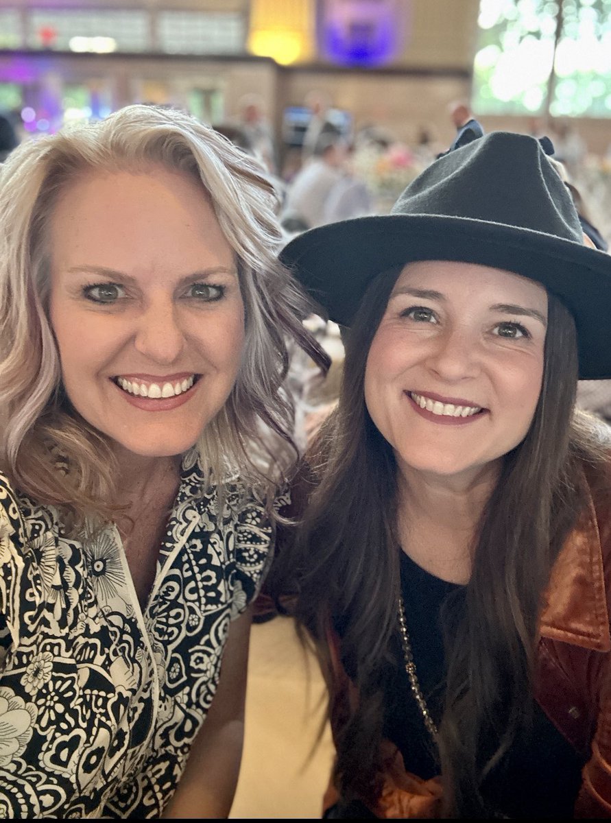 jlo731's tweet photo. Happiest of birthdays to this beautiful friend of mine! 💖
I hope your day is as amazing as you, @SalleeClark! 🎉
So glad I get to celebrate YOU today! #Jenallee #BFF https://t.co/njdeRvFS1Y