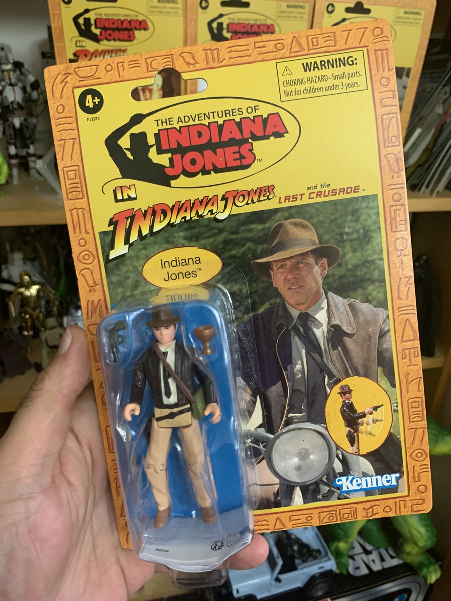 The adventure continues!! FINALLY I have a proper sachel for Indy! The Holy Grail is just a sweet bonus! Now I just need a cool retro German motorcycle with side car ;) #IndianaJones #TheLastCrusade #RetroCollection #VintageCollector #Kenner #CollectThemAll #LetThemBreathe