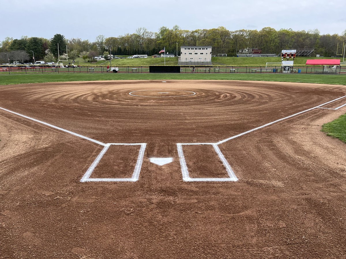 stjoessoftball's tweet photo. Season ended with a tough loss to Bristol last night. 
God speed to our 3 seniors as they graduated this morning. Great things to accomplish as they head off to college in the fall. We will certainly miss them at SJ, they have left a legacy in their own right. @SJCadets https://t.co/ZM6FWUyfpl
