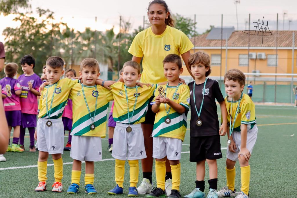 CLAUSURA DE LA LIGA BEBE. Nuestros grandes guerreros han pasado una temporada de 10... Sois los mas grandes de nuestra familia amarilla.....!!!

#adelanteconsolación 
#udconsolacion 
#since1980