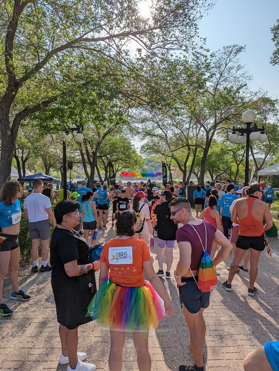 TBlashko's tweet photo. Great start to Saturday ๐ณ๏ธโ๐๐๐ณ๏ธโ๐๐#WpgPrideRun https://t.co/xgETj9xh1j