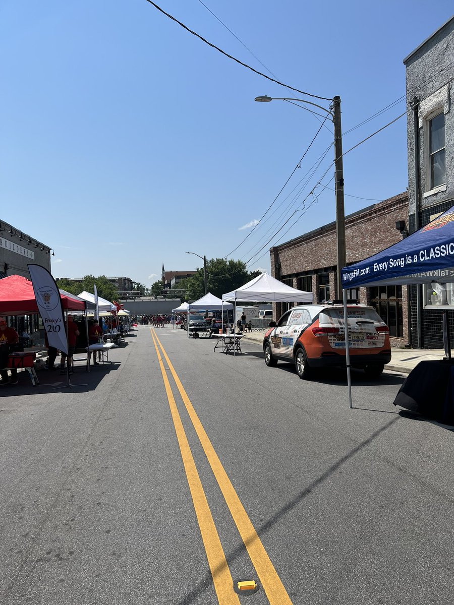 Wings 94.3 FM tweet media