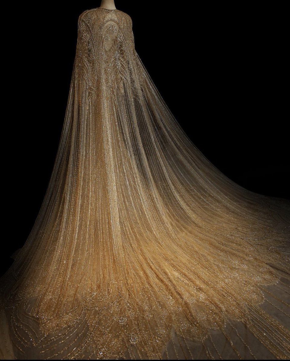 badestoutfit's tweet photo. monica ivena gold bridal gown https://t.co/Ngvn1d2bd8