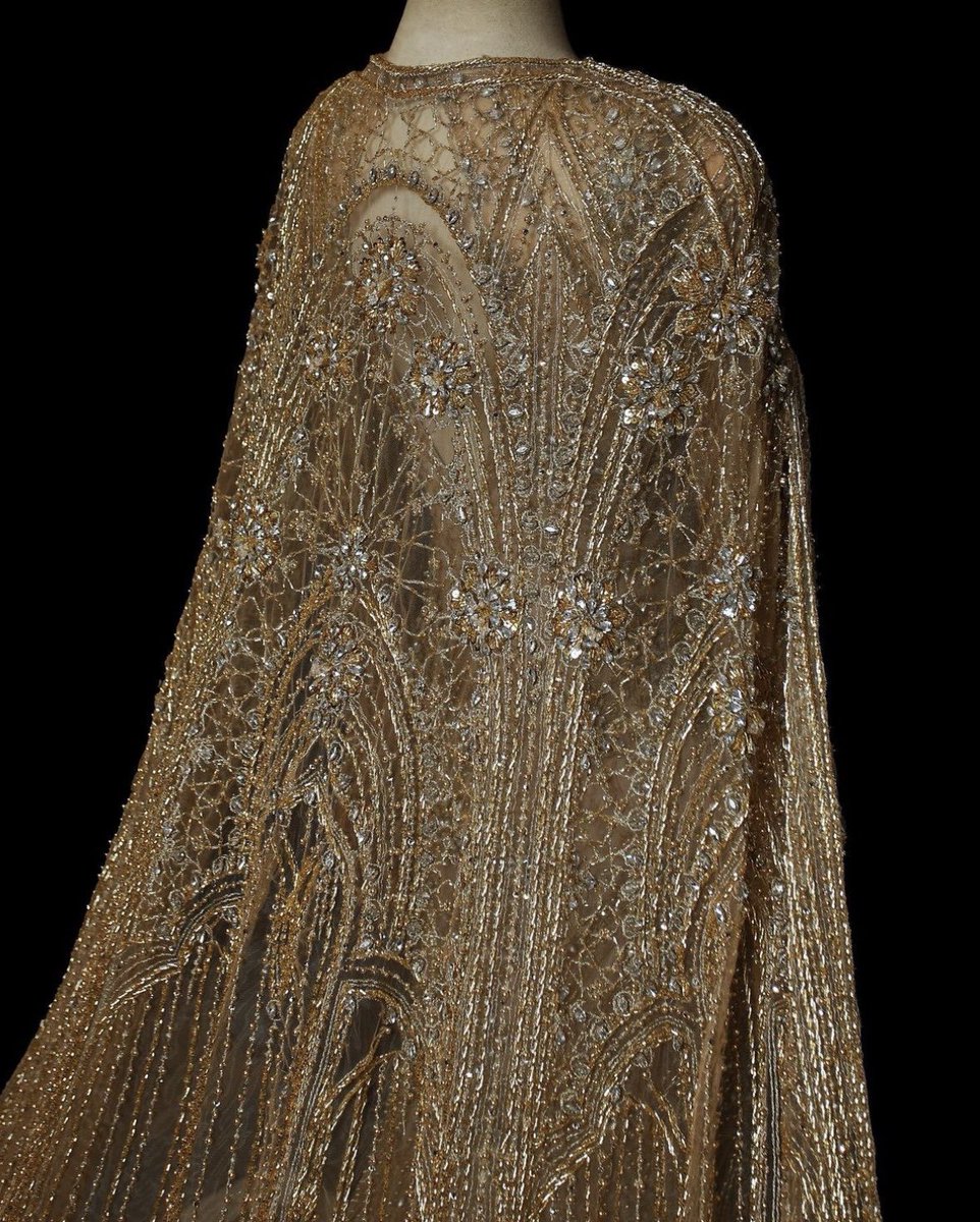 badestoutfit's tweet photo. monica ivena gold bridal gown https://t.co/Ngvn1d2bd8