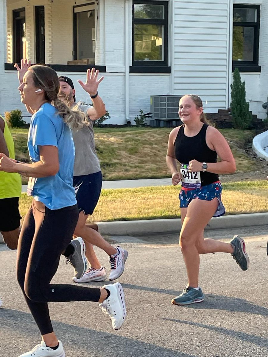 RileyDistance tweet media