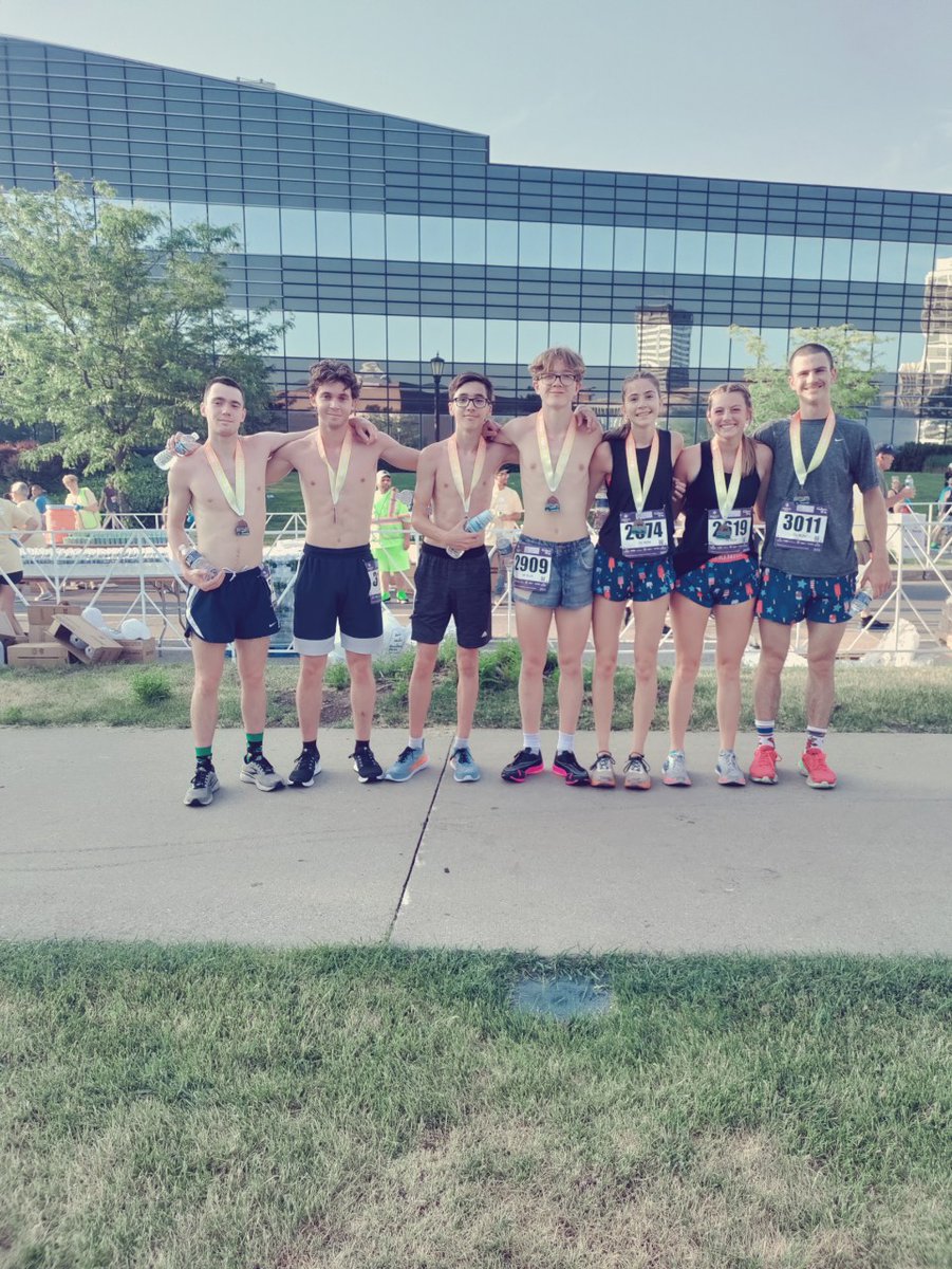 RileyDistance tweet media