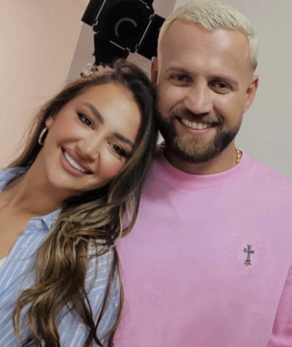 klee_ea's tweet photo. #perjetesisht
me ju @KiaraTitoo dhe #luizejlli🤍🤍
Ju duaaa pafunddd🥹

#bbvipal #luki #teamkiara #teamluiz https://t.co/fQOqtuIFRw