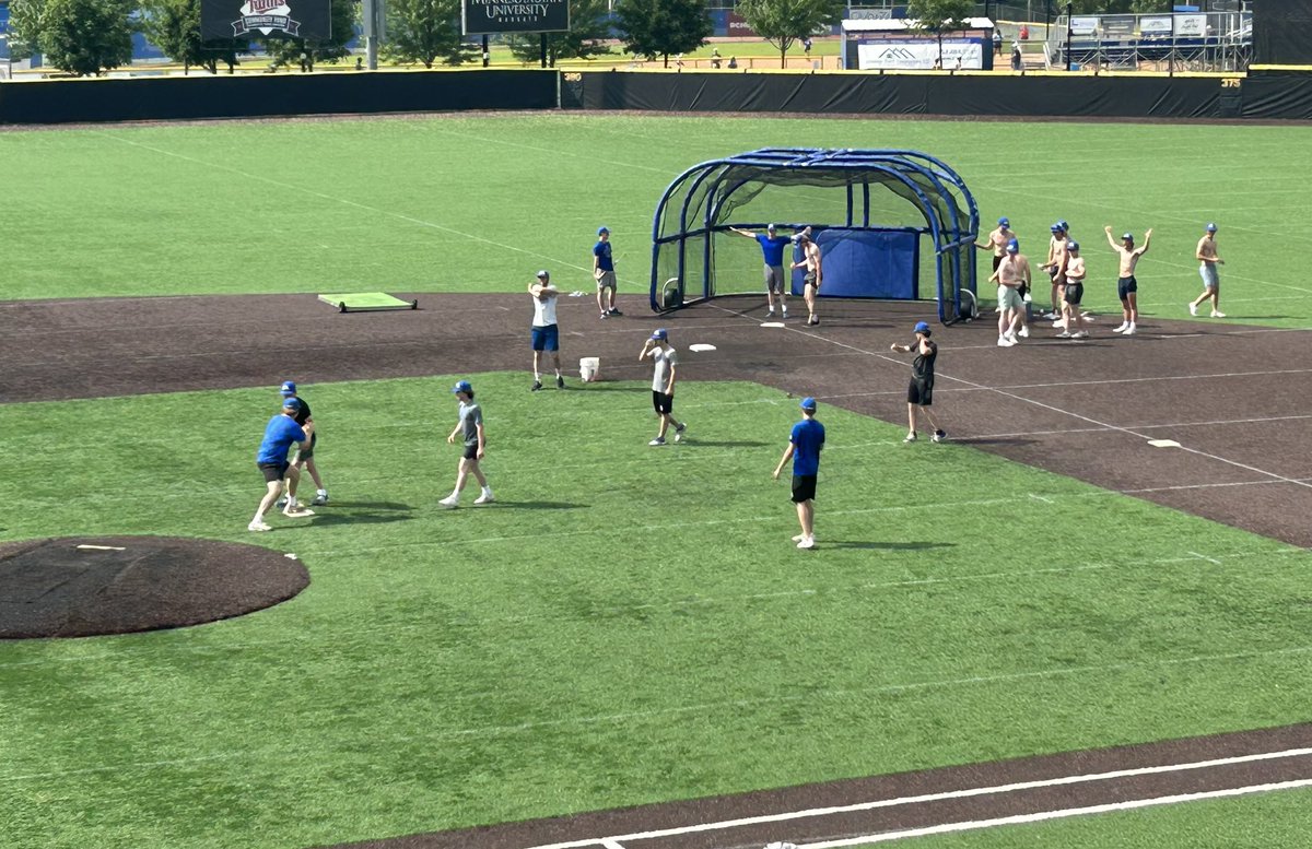 TonkaBaseball_1's tweet photo. Celebrating “Joe Adams Day” with our annual whiffle ball tourney https://t.co/rZh5H1pc6m