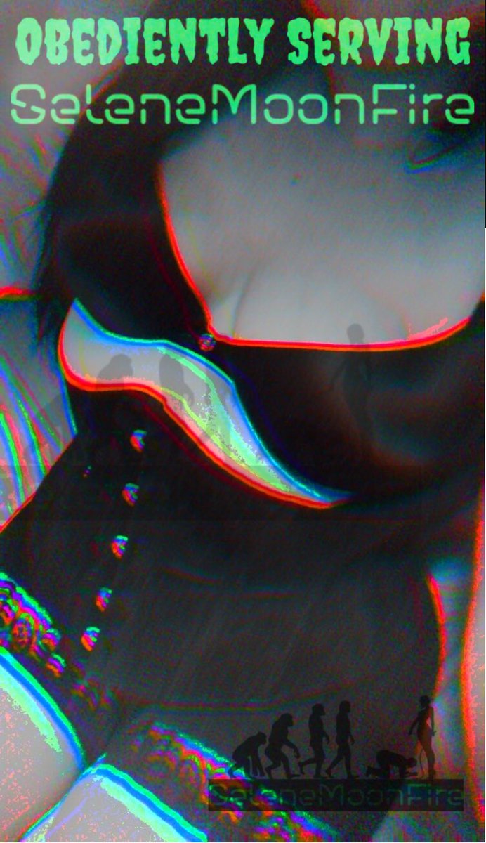 SeleneMoonfire's tweet photo. #selenemoonfire 
love to shame him when he cums after only a half hour edging session after being caged for a week and he couldn’t handle his Friday night 😂😂🤭 https://t.co/L7naLivExC