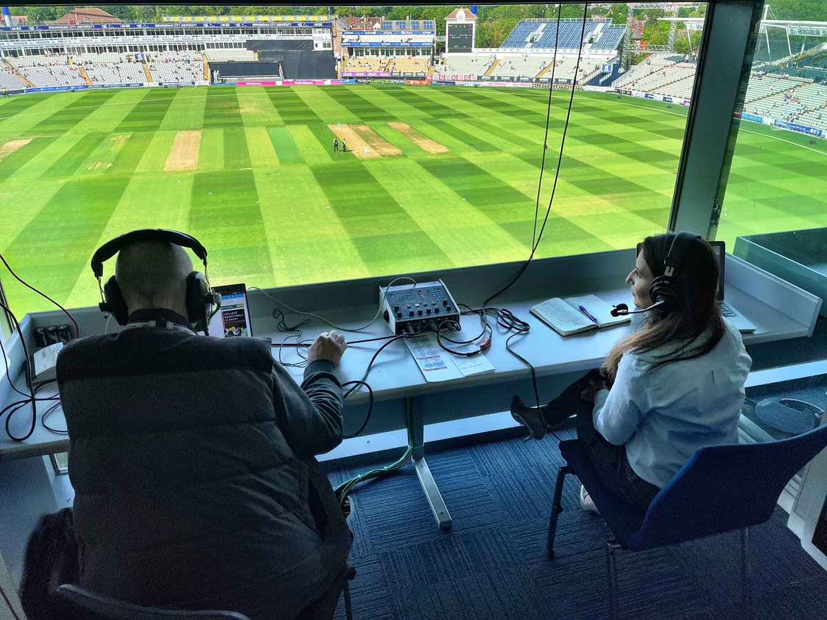 Having fun being back in the commentary box at Edgbaston for @CentralSparks vs @VipersKSL .. we have a fab team! @rhftrophy