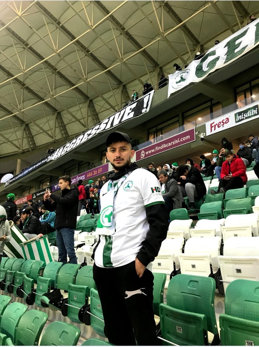 Tahmazcaa's tweet photo. #giresunspor
Yaşayaamadım sen yokken nefret ettim herşeyden.. https://t.co/DfS0rDTZSK