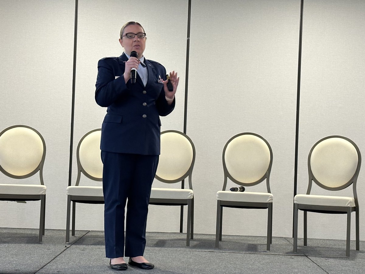 Drabhaylodha's tweet photo. Dr. Gayle Haischer -Rollo: speaking on “Perfectionism in Medicine” at the 46th AAP District 8 SONPM conference in San Diego.
⁦@AAPneonatal⁩ ⁦@D8Neonatal⁩ https://t.co/7CojiZwrzt