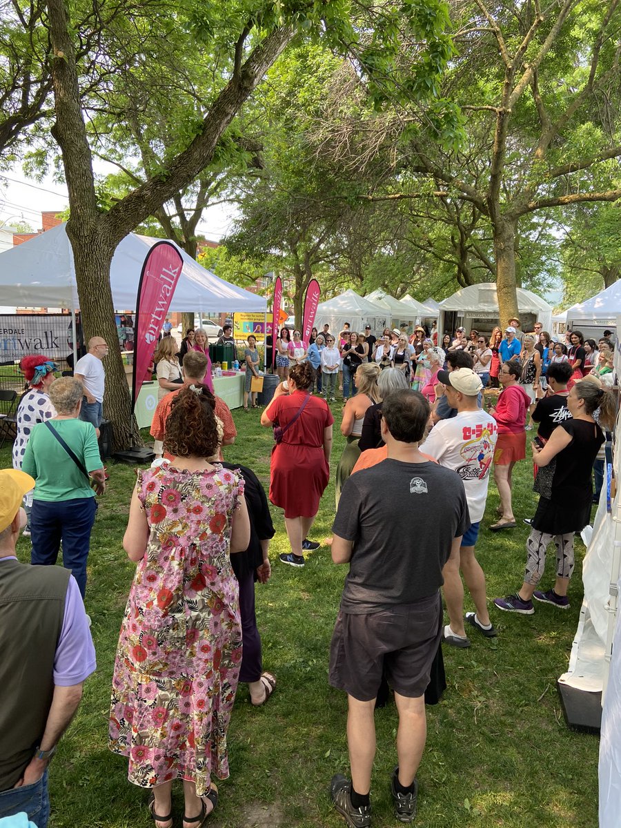 pcylam's tweet photo. Thrilled that the Riverdale Art Walk is back this year. Great to see so many artists and their work. #art #toronto https://t.co/8fgwjdjvCB