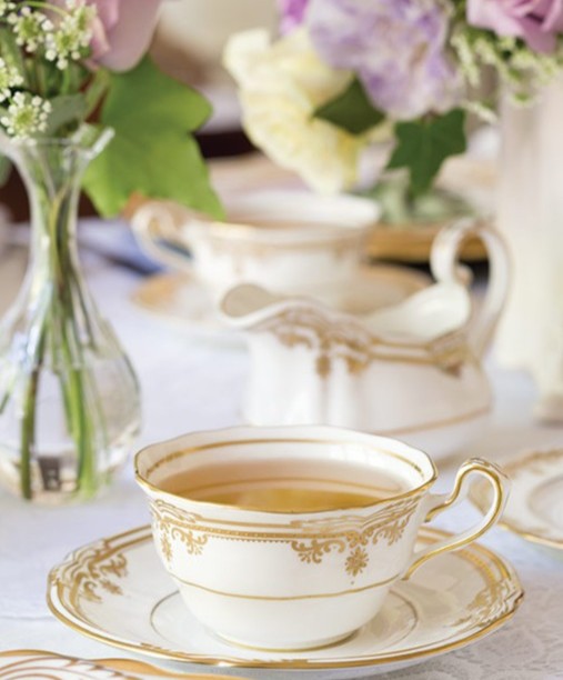 TeaTimeMag's tweet photo. “The ideal of beauty is simplicity and tranquility.” —Johann Wolfgang Von Goethe https://t.co/ckojdsZGFb