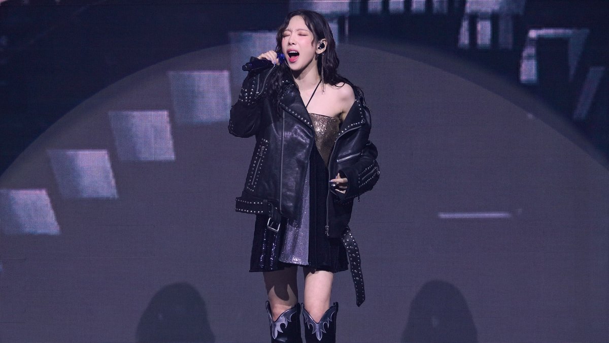 DaftTaengk's tweet photo. 230603 #태연 #TAEYEON '월식 + Better Babe'  4K 60P 직캠 @ The ODD Of LOVE by DaftTaengk https://t.co/eorsckd9uc https://t.co/NRrfqSidXa